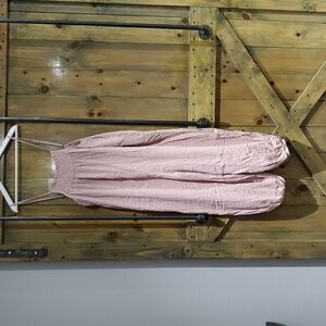 HYFVE ROSE PINK ROMPER JUMPSUIT SIZE SMALL SQUARE NECK WIDE LEG SPAGHETTI STRAP